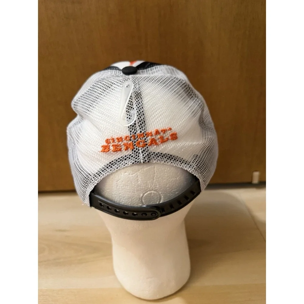 Cincinnati Bengals Youth Snapback Hat Boys Size 8-20 New Trucker Cap NFL Stripes